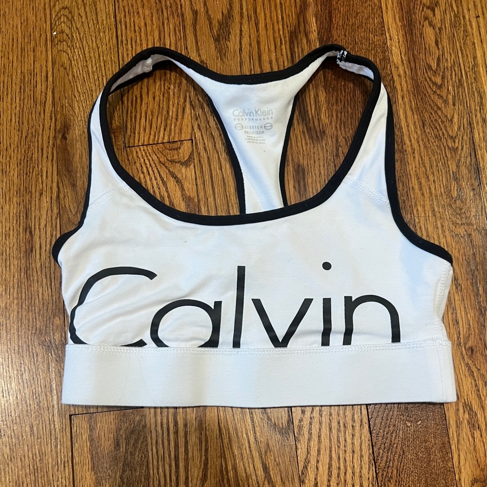 Sports bra